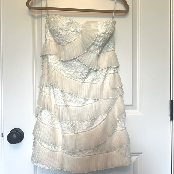 CYNTHIA STEFFE WHITE STRAPLESS COCKTAIL DRESS SZ 4 - Picture 1 of 5